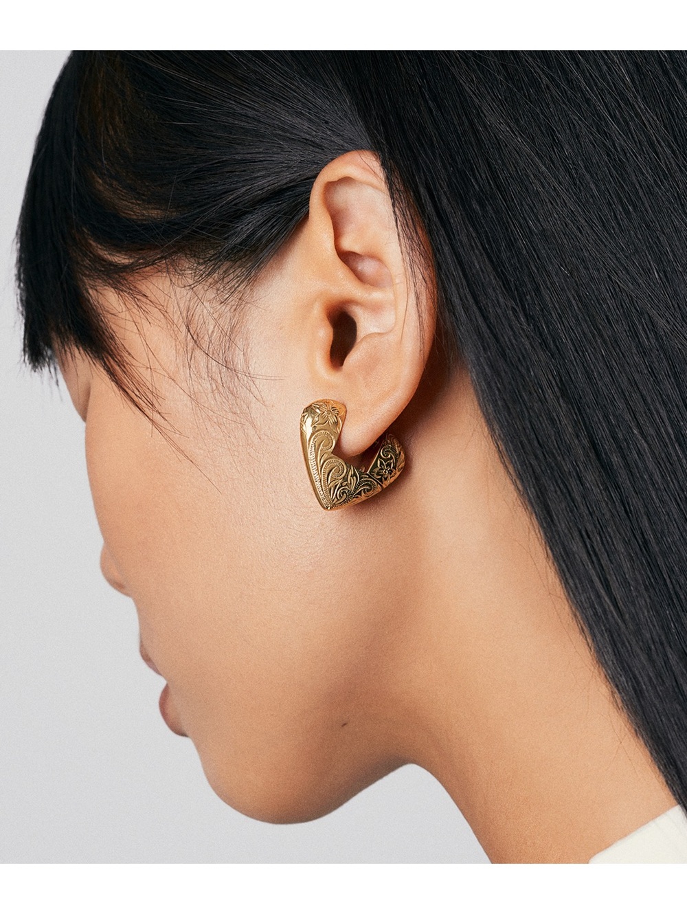 Hey Harper Gold Engraved Heart Earrings - Never Worn